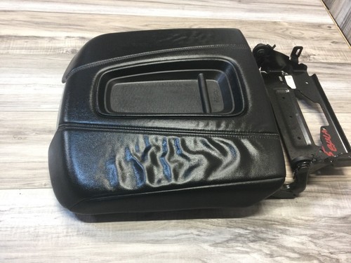 2015 2016 2017 2018 CADILLAC ESCALADE FRONT CENTER CONSOLE ARMREST LID BLACK - Picture 4 of 7