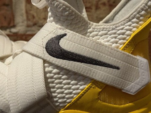 Nuevo 12 Nike Lebron Soldier XII TB Zoom Blanco Amarillo Zapatos de Baloncesto AT3872-106 - Imagen 10 de 10