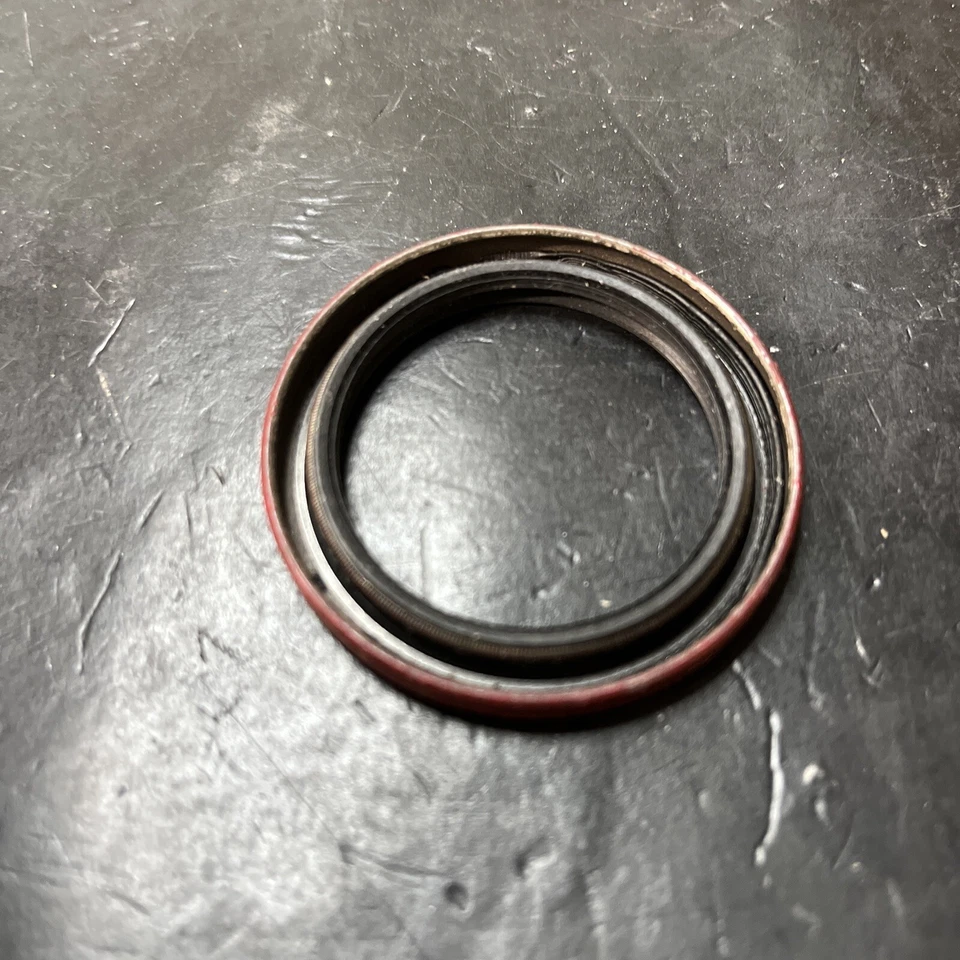 🔥1213N Se adapta a 70-04 05 Asuna Chevy Ford Mazda Mercury Caja de transferencia Sello de salida Foto 3 de 3