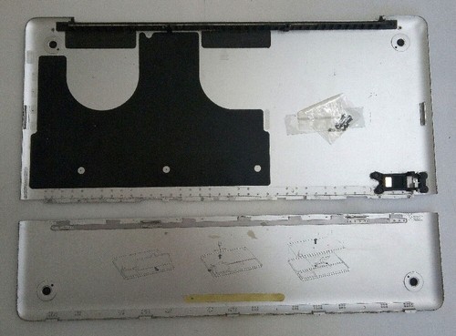 Complete Lower Case Cover Assembly A1286 Genuine Apple Bottom Rear Battery Cover - Picture 2 of 4