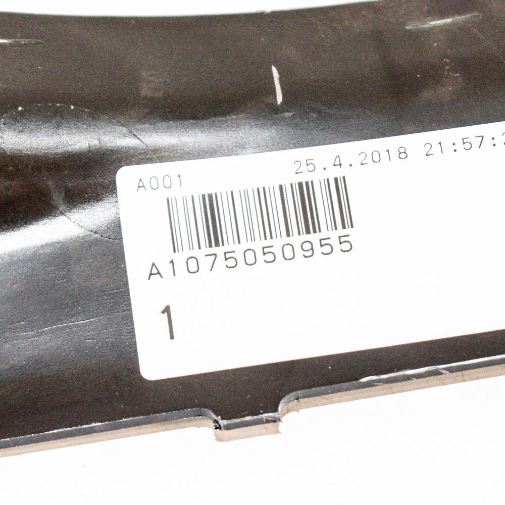 MERCEDES-BENZ SL R107 5.6i 178kW Radiator Diffuser A1075050955 New 