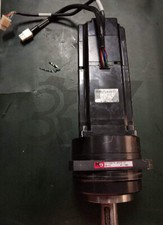 ONE Yaskawa SGM-08A3TE11 Servo Motor With reducer USED