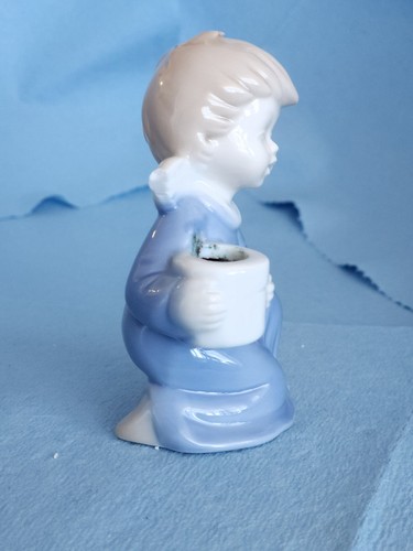 Christmas angel candleholder for a thin candle 4'' EUC - Picture 5 of 9