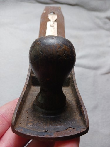Vintage Stanley Bailey No. 5 Wood Working Plane - Picture 9 of 10