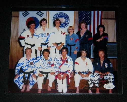 Original KANG RHEE Dave Hebler WAYNE CARMAN TCB signiertes FOTO MIT ELVIS PRESLEY