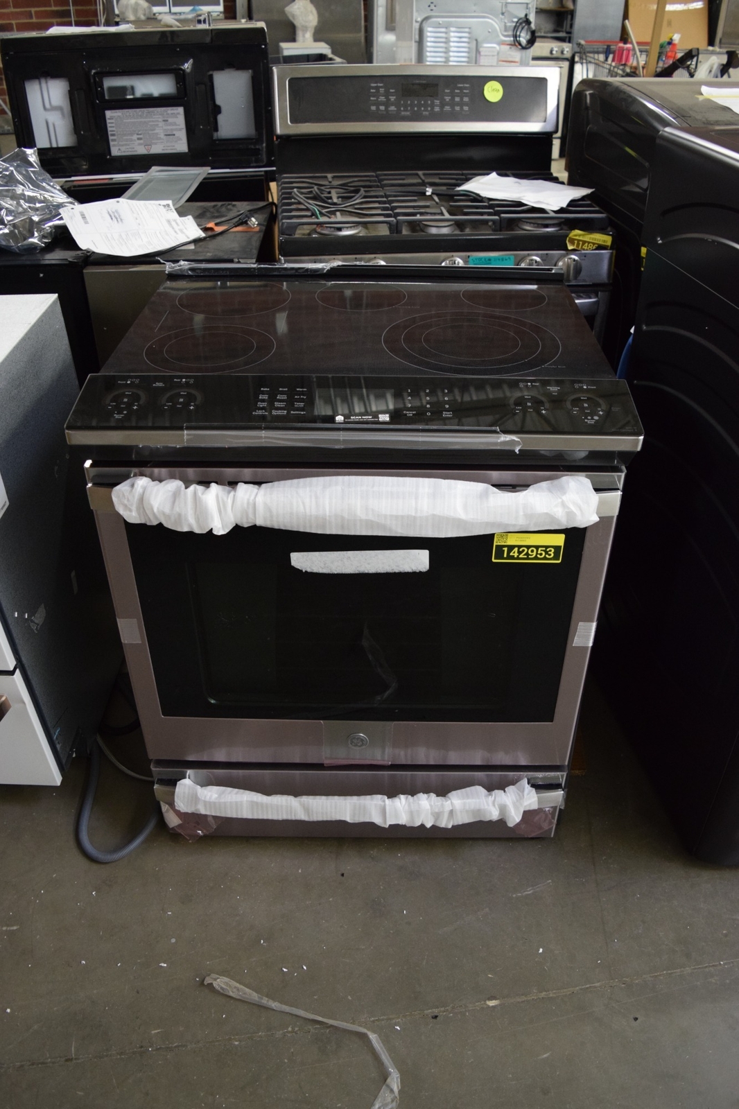 GE Profile PSS93YPFS 30" Stainless Slide In 5 Element Electric Range