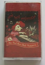 The Red Hot Chili Peppers   One Hot Minute USED Cassette Warner Bros.