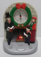 Soundesign Musical Christmas Clock Fire Place & Wreath Light Up Works