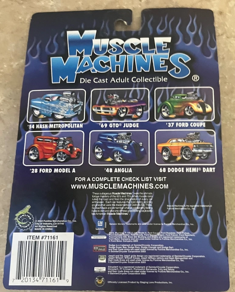 Muscle Machines '54 Nash Metropolitan 1:64 Die-Cast 03-49 Foto 4 de 4