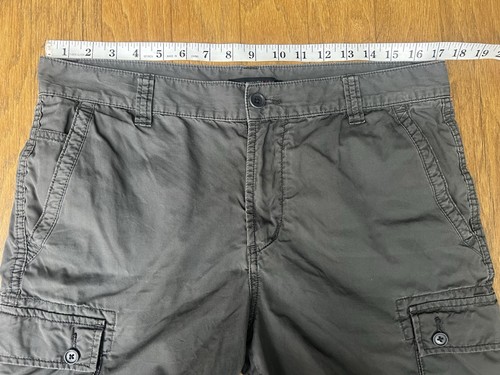 JOHN VARVATOS ~ Pantalones Cortos Carga Para Hombre Verde Frente Plano ~ Talla 33 - Imagen 6 de 8