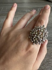 Vintage Silver Flower Ring , Size 8.