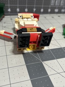 Santa LEGO Holiday and Christmas 40206 - As Pictured. Probably Incomplete.