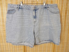 Women's Size 26 Ava  Viv High-Rise Relaxed No-Gap Waistband Midi Denim Shorts
