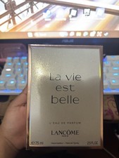 Lancôme La Vie Est Belle Eau de Parfum Spray...
