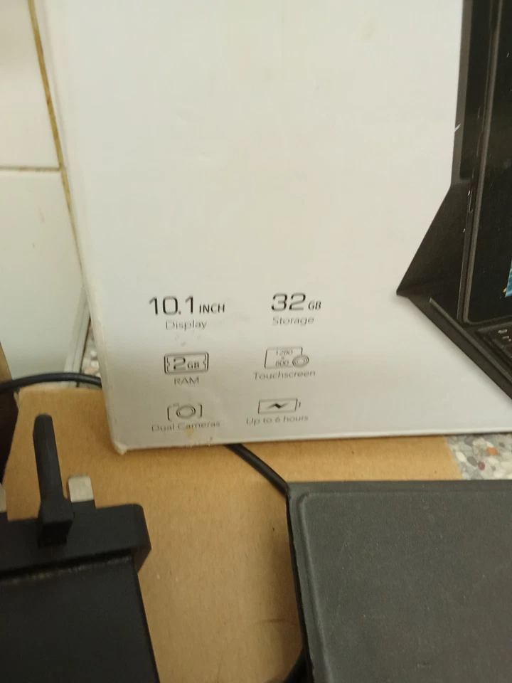 Venturer Mariner 10 Pro CT9A03W23 32GB Black 10.1" Android 8.1 WiFi Tablet - Image 3 of 4