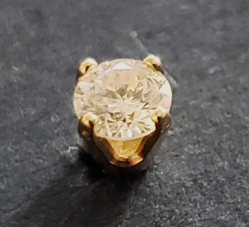 Pendiente único (uno) de diamantes naturales de 0,10 quilates de oro macizo de 14 quilates - Imagen 10 de 10
