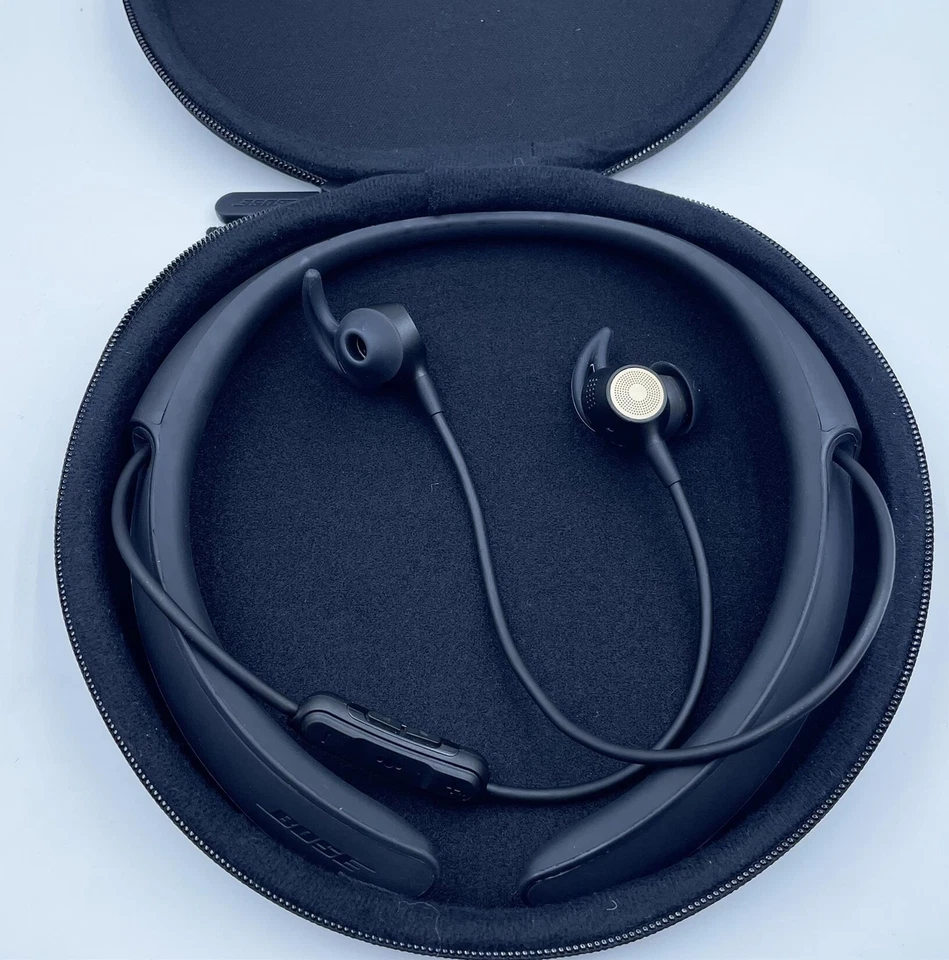 Bose Conversation-Enhancing QC30 Hearing Aid Wireless Bluetooth Headphone Gold - Image 3 of 4