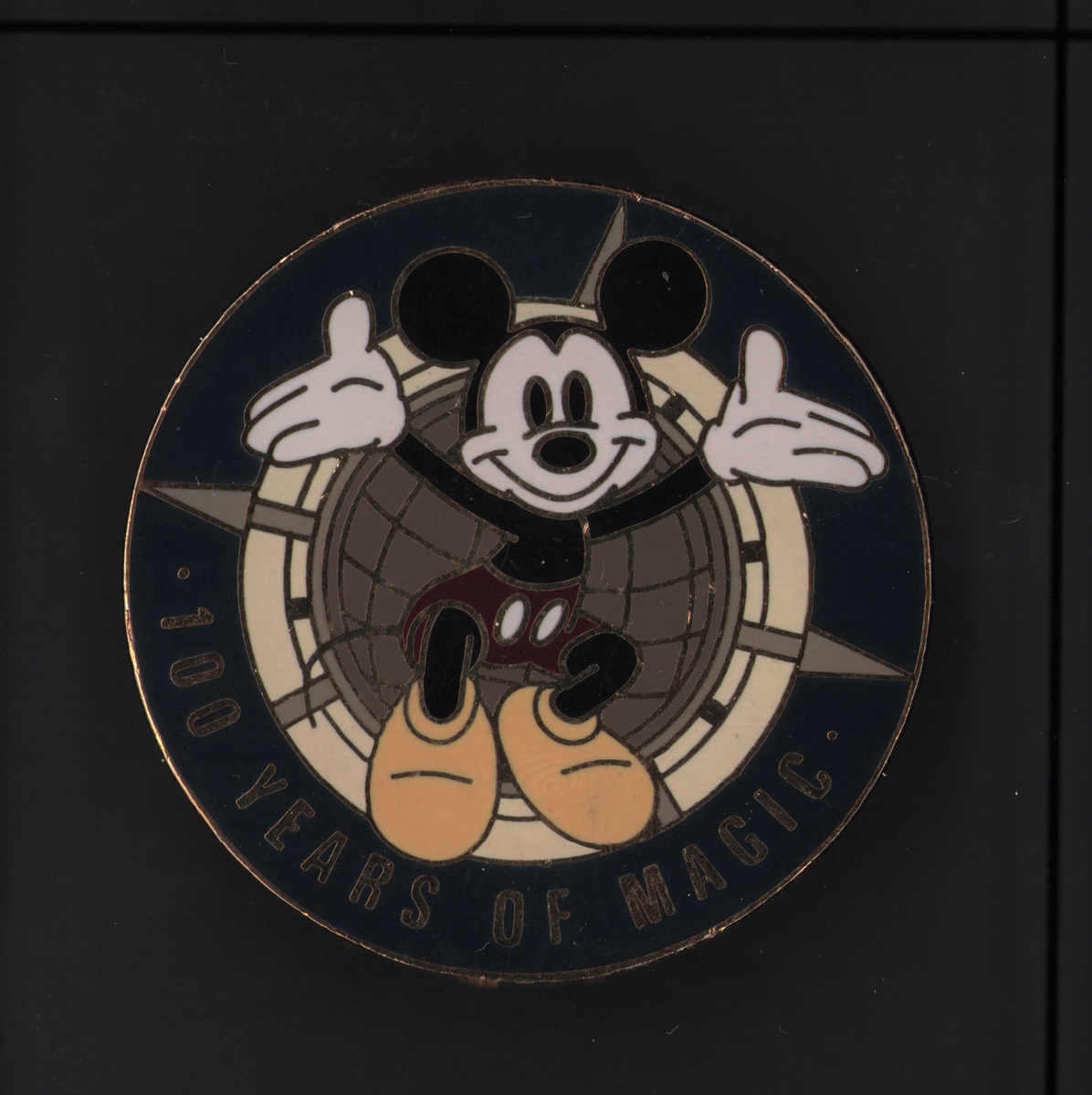 Disney Wdw 100 Years Of Magic Compass Mickey Mouse With Open Arms
