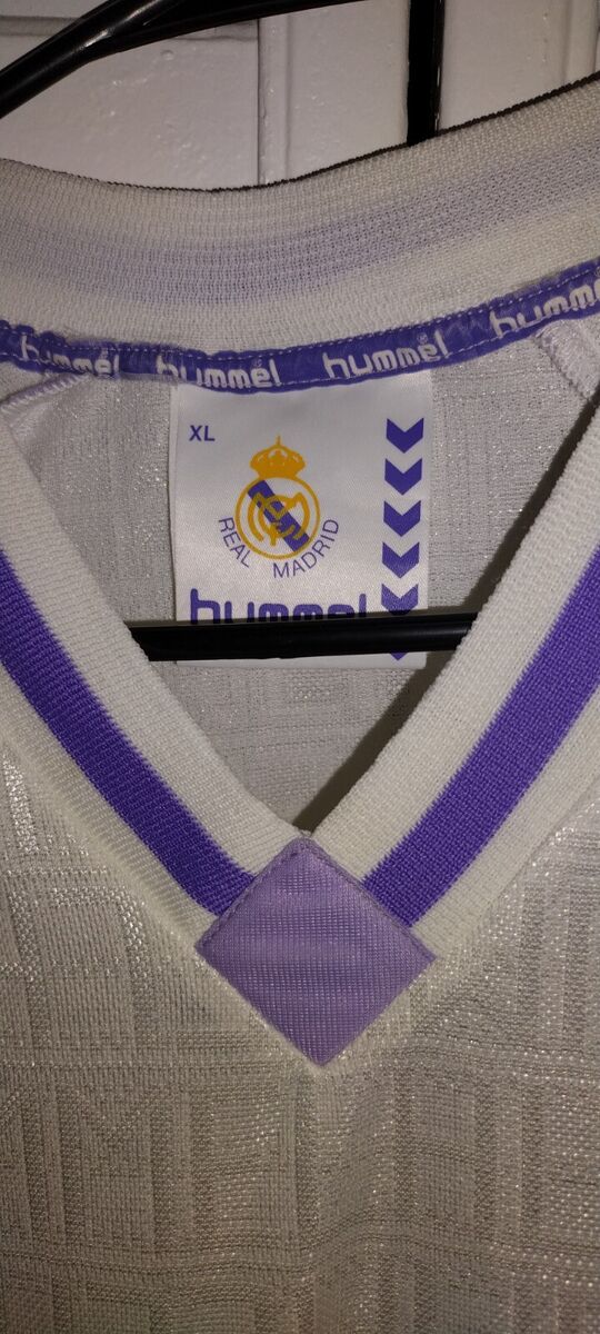 Real Madrid Football Shirt 1990/92 Vintage Hummel Jersey Real Madrid Football Shirt 1990/92 Vintage Hummel Jersey