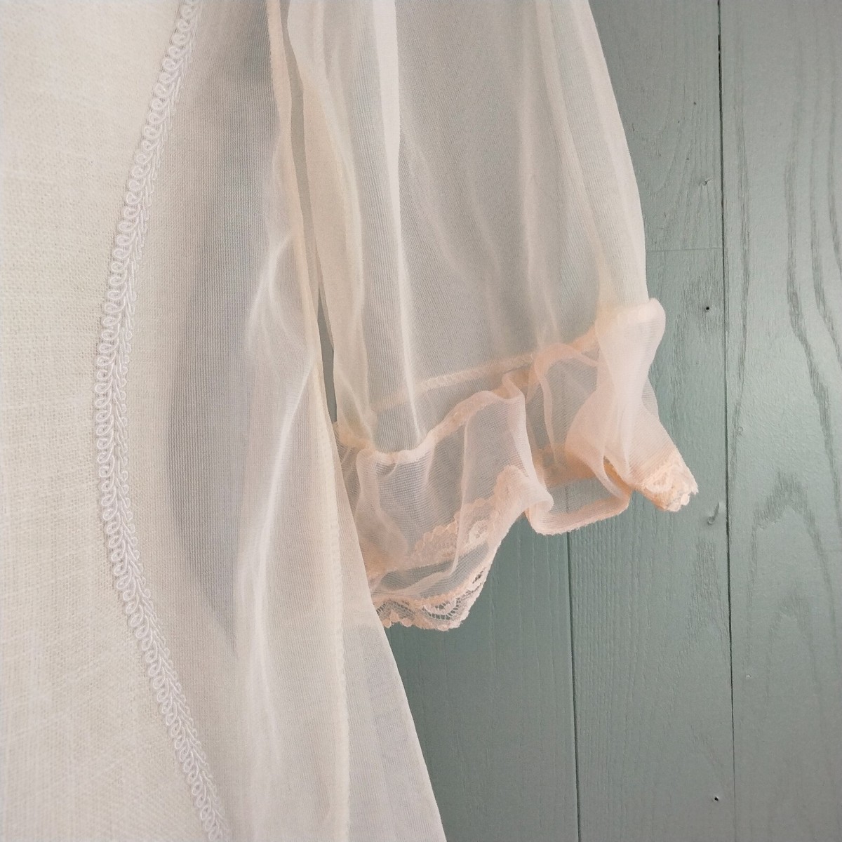 Vintage JC Penney Nylon Bed Jacket Medium Peach Chiffon Vintage JC Penney Nylon Bed Jacket Medium Peach Chiffon