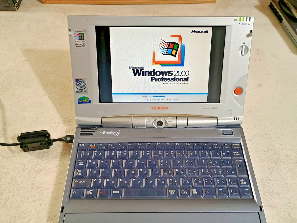 Toshiba Libretto ff1100v Intel P266MHz 96MB, 100GB HD Win2K CD-ROM & More  RARE - Image 3 of 4