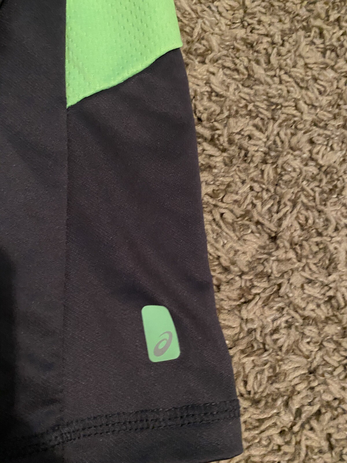 Picture 2 of 8