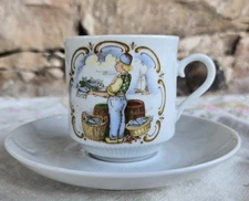 Teacup & Saucer Set Porcelain Vintage Creidlitz Bavaria Germany Fish Monger