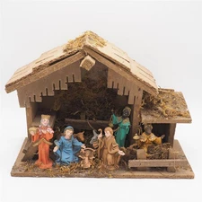 Nativity Resin Plastic Figures Christmas w/ Wood Manger