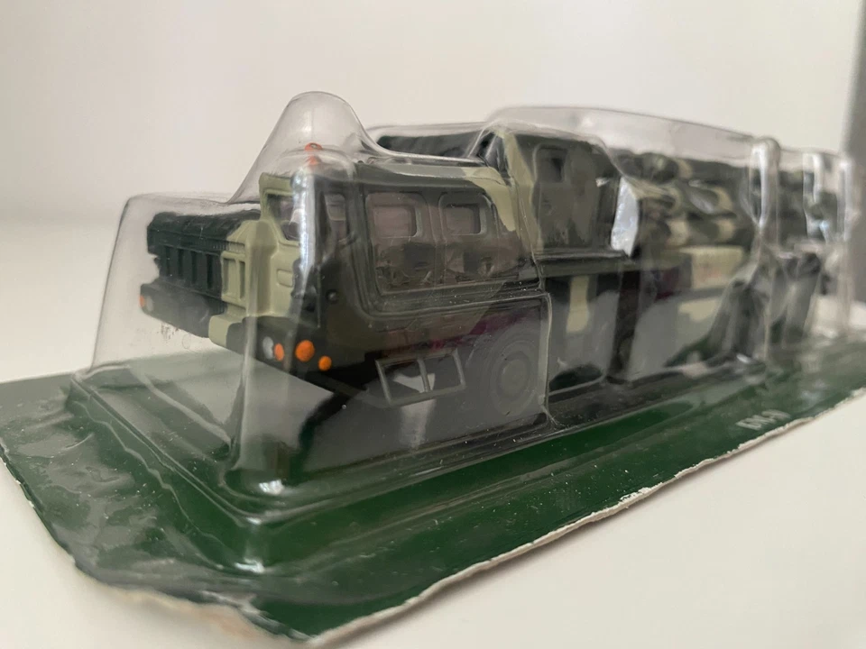 BM-30 Smerch Soviet USSR Diecast Tank De Agostini 1/72 Scale, Russian tanks - Image 4 of 4