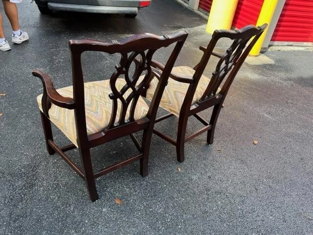 Par de sillones antiguos americanos de caoba Foto 3 de 4