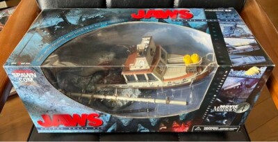 Super rare Macfarlane toys Jaws Diorama Deluxe Box Set