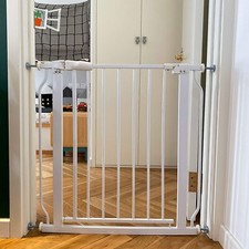 Easy Walk-Thru Safety Gate for Doorways and Stairways Auto-Close/Hold-Open