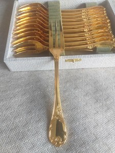 Fournisseur Pas Cher 12 Fourchettes A Gateau Christofle Modele Marly Dore En Metal Argente Premier Les Mieux Notes Www Apot Co Th