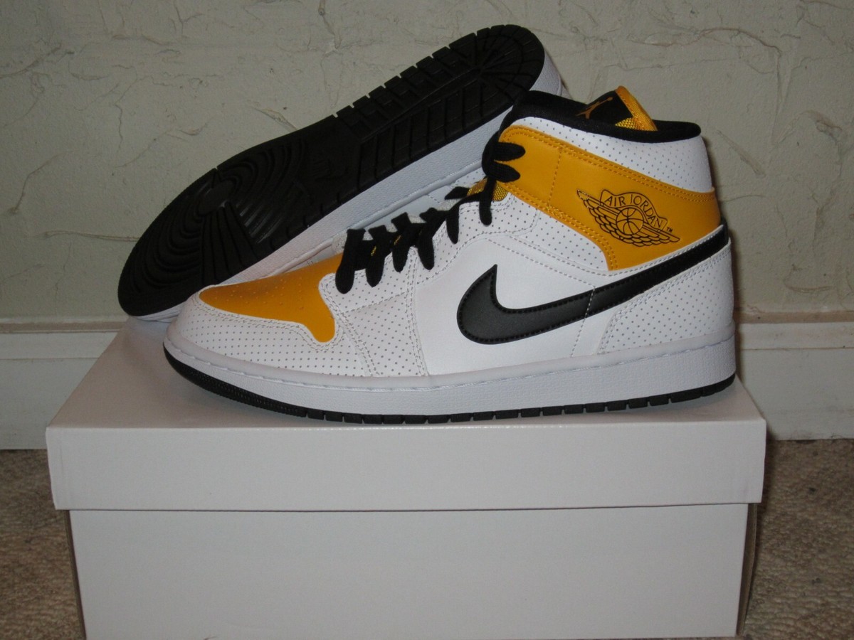 シューズ(女性用) Nike Air Jordan 1 Mid US 8.5 Amazon | NIKE Jordan レディース WMNS Air Jordan 1 MID SE