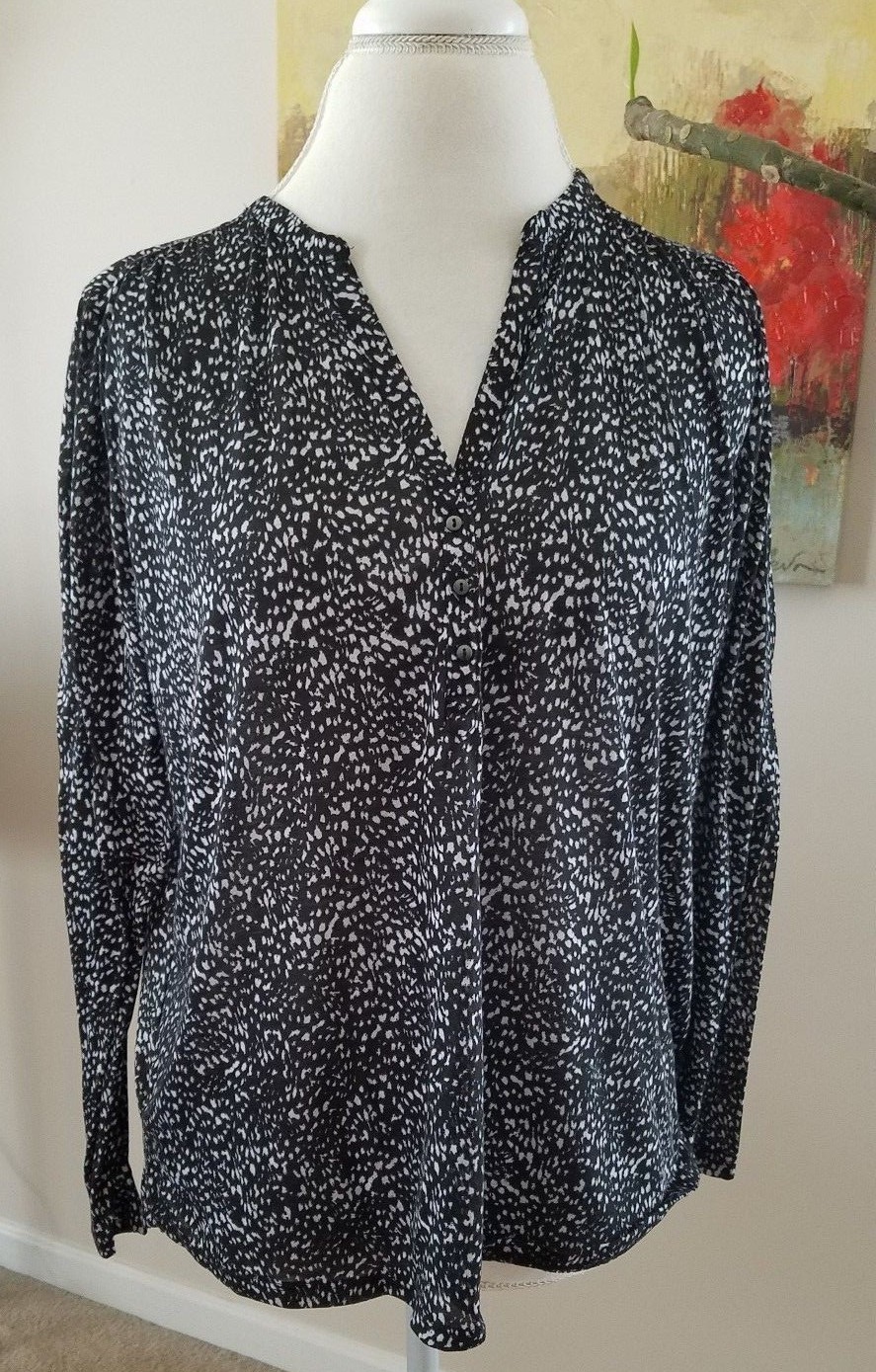 H&M New Medium  Black & White Blouse
