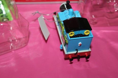 Carlton Heirloom Thomas & Friends Train 139 Christmas Holiday Ornament 2010 Hit - Picture 3 of 4