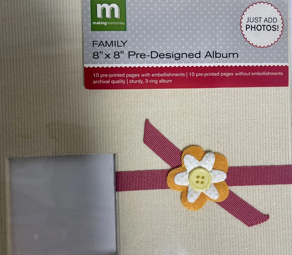 Álbum de recortes prediseñado familiar Making Memories 8 x 8 adornos impresos Foto 3 de 4