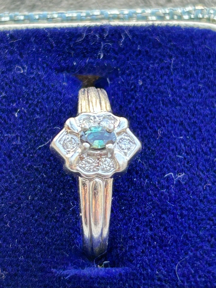 Alexandrite & Diamond 铂金戒指 尺寸 5.75 — 第 2/3 张图片