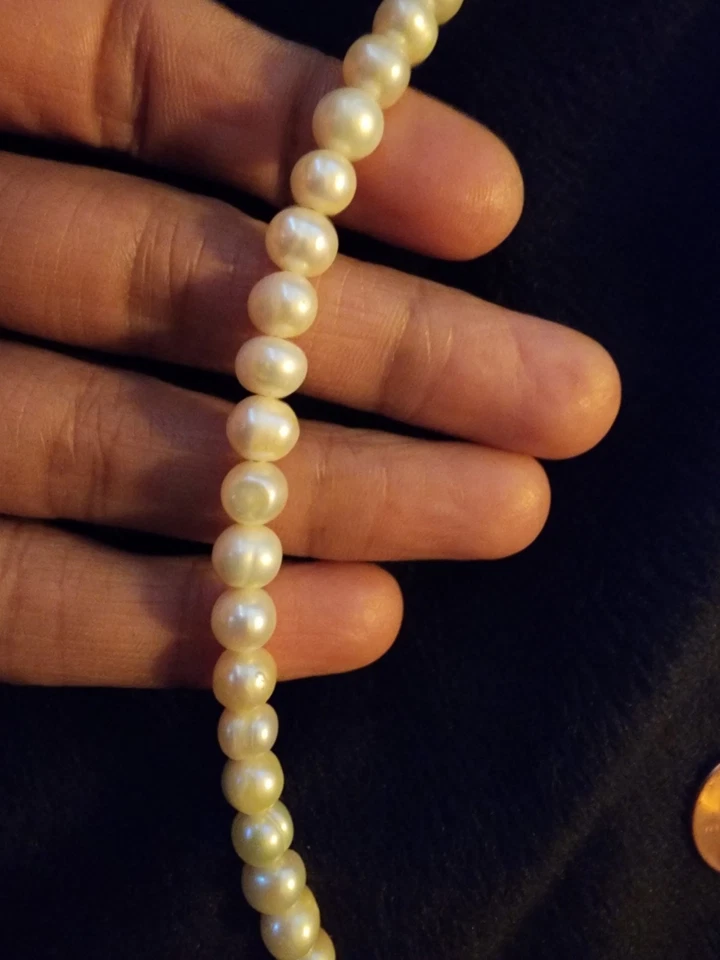 Collar de perlas reales con semilla de bronce Foto 3 de 4