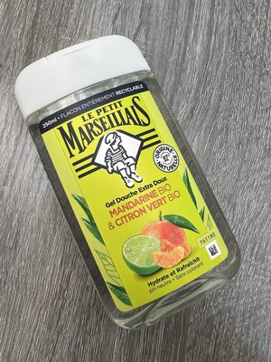 Le Petit Marseillais Shower Gel Organic Mandarine and Organic Lime 250mL