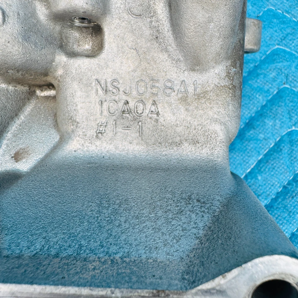 2011–2013 Infiniti M56 Thermostat Housing with Coolant Pipe OEM NSJ058A1 VK56VD - Image 2 of 4