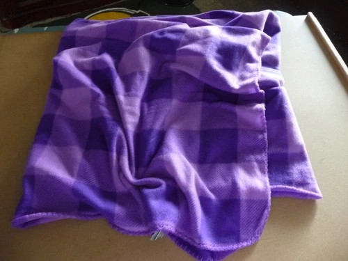 PURPLE PLAID LIGHTWEIGHT BLANKET THROW 50 X 70 INCHES