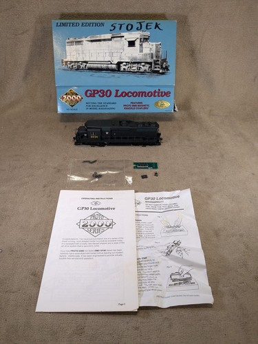 Proto 2000 23223 HO Pennsylvania GP-30 Powered Diesel Locomotive #2234 w/ DCC - Picture 1 of 24