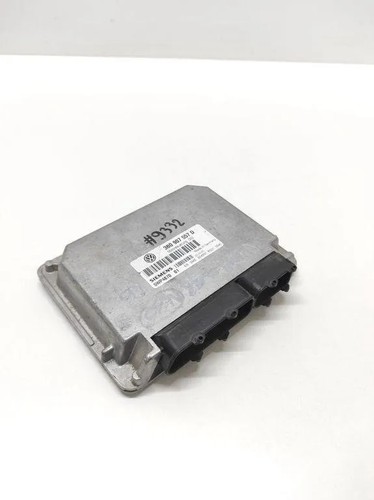 VW PASSAT B5 3B2 Motorsteuergerät ECU 3B0907557D 1.60 Petrol 74kw 1998 31953737