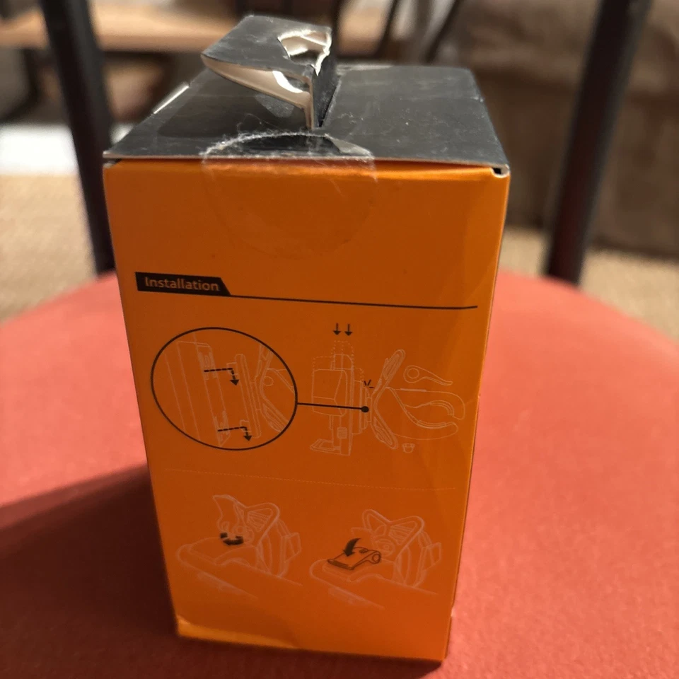 Spigen VELO Universal Bike Mount Holder Motorcycle - Bicycle - Cell Phone Holder - Image 4 of 4