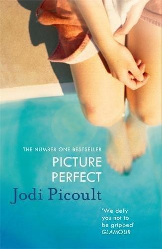 Picture Perfect: a totally gripping and emotional book club novel - Jodi Picoult