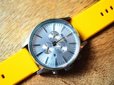 Nixon Sentry Chrono Watch Silver / Gold / Yellow