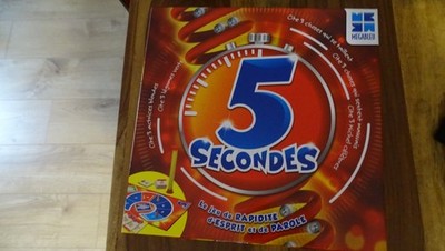 SOCIETY GAME 5 SECONDS MEGABLEU FAST CHRISTMAS SPIRIT