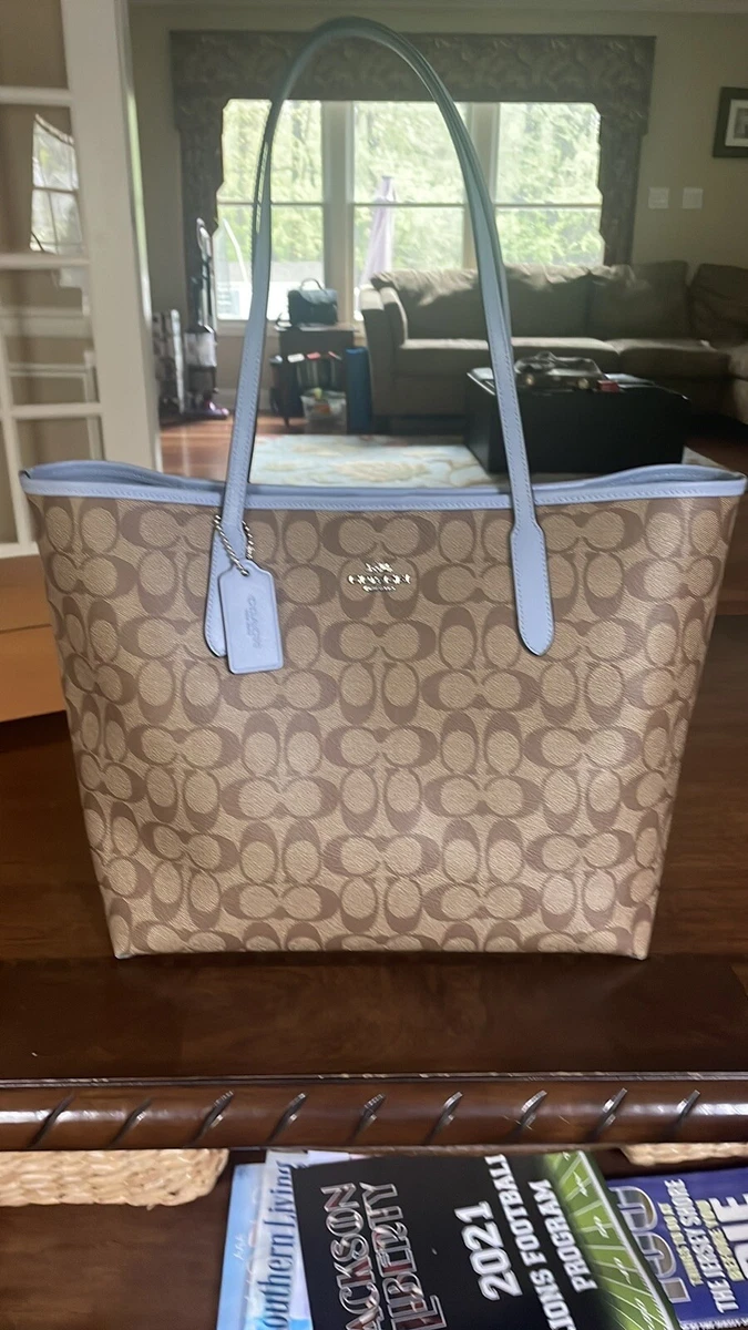 coach womens city tote in signature canvas