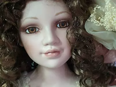 kb collectible dolls
